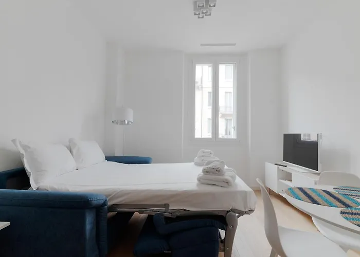 Guesthost - Cozy X4 In Navigli District Apartament Mediolan
